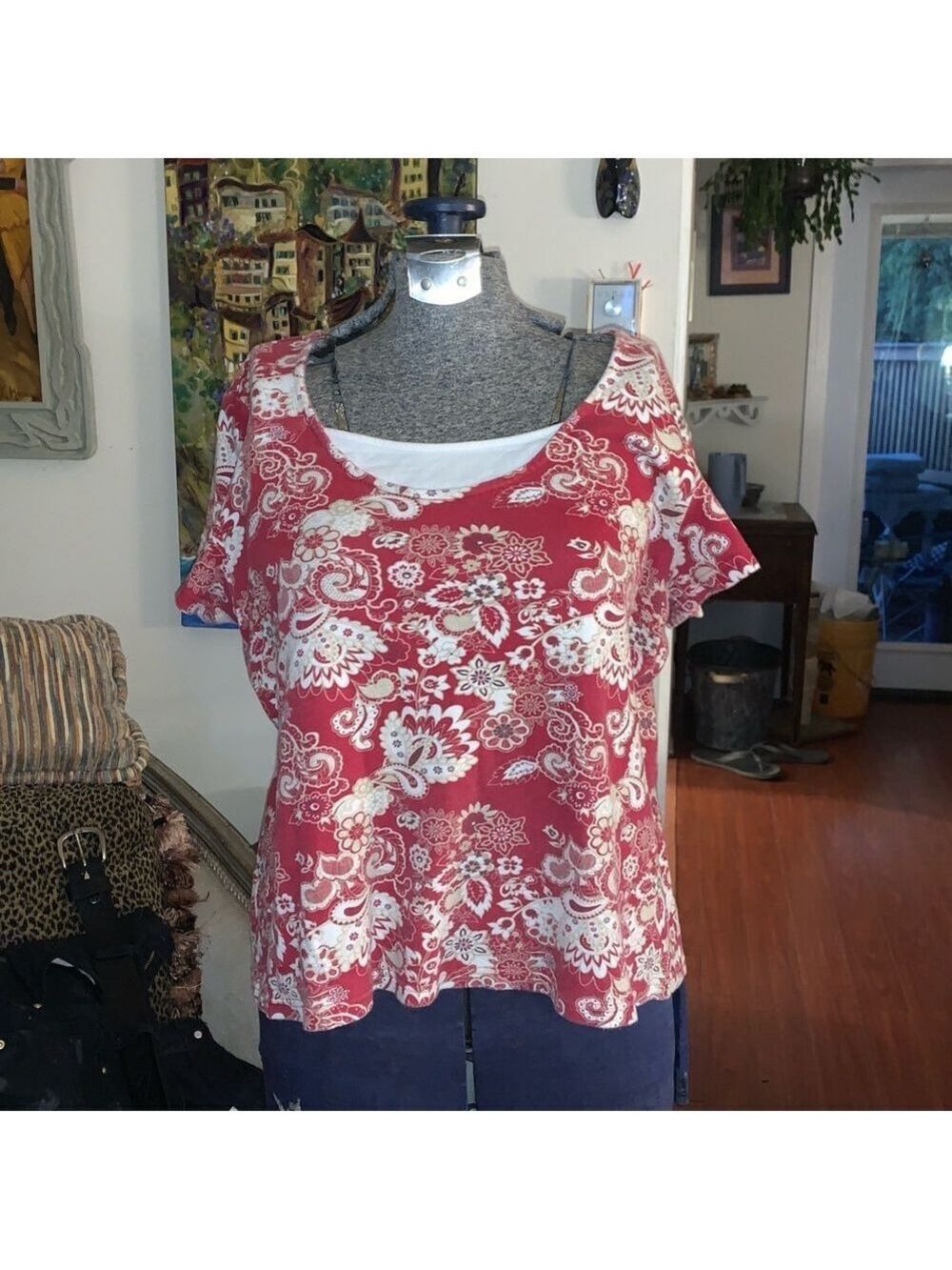 Karen Scott Top Size L petite Red Floral